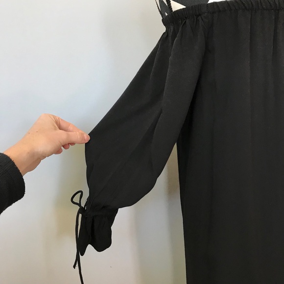 LOFT Off the Shoulder Dress - Picture 6 of 6